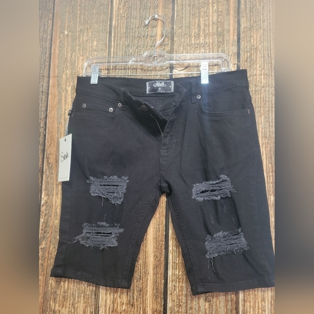 NWT- Siksilk Distressed Black Jean Shorts- Size Small